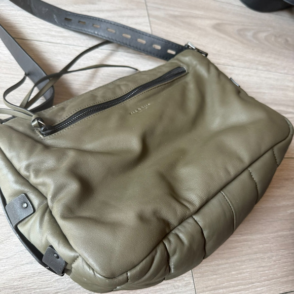 Rag & Bone Large Field Leather Messenger Bag Dark Green Puffer Leather And Nylon - Picture 4 of 16